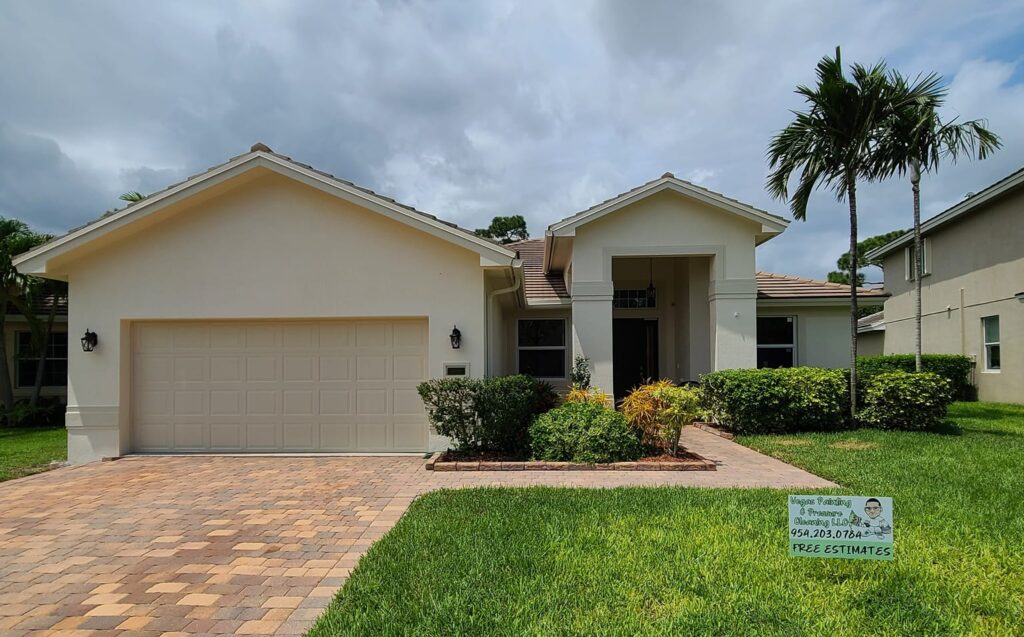 Exterior home painted in Vero Beach, Fl